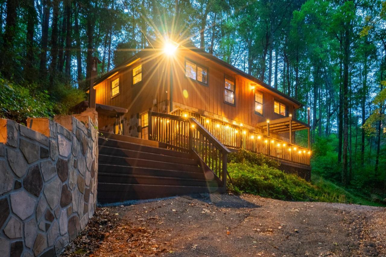 The Eagle'S Nest Mountain Cabin ガトリンバーグ エクステリア 写真