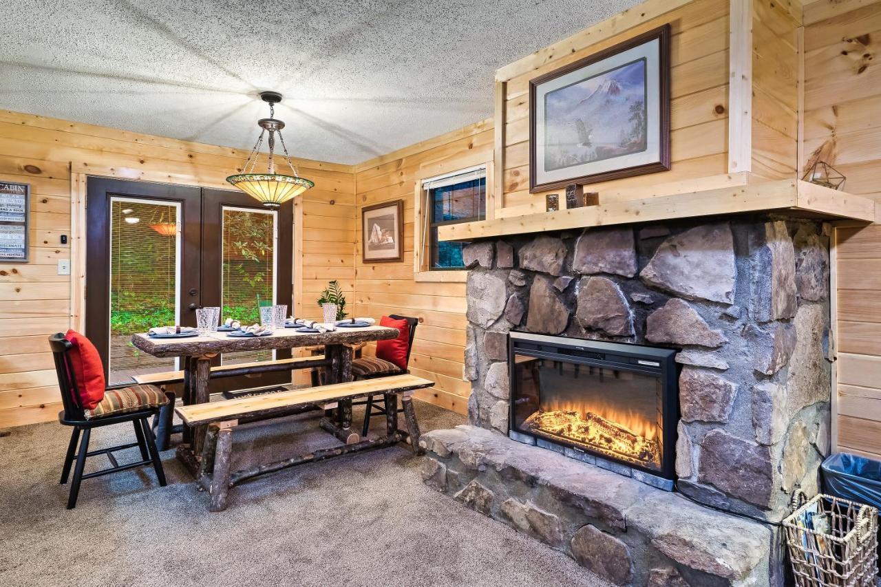 The Eagle'S Nest Mountain Cabin ガトリンバーグ エクステリア 写真