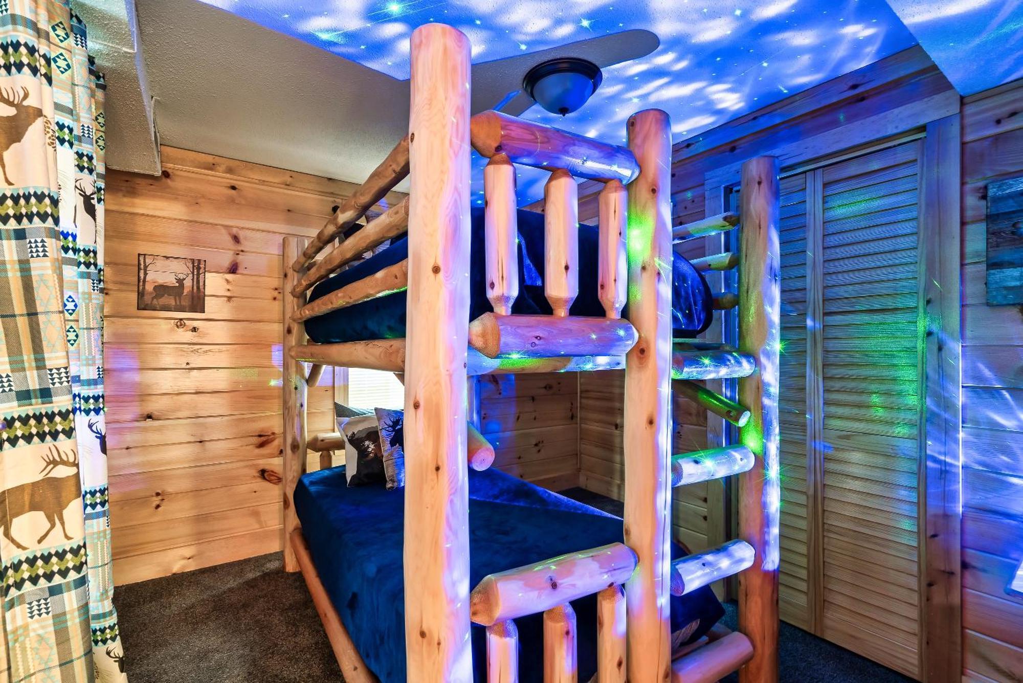 The Eagle'S Nest Mountain Cabin ガトリンバーグ エクステリア 写真